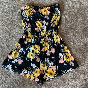 H&M DIVIDED flower romper
